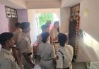 रायपुर के इस कॉलोनी में पुलिस की दबिश से मचा हड़कंप,138 मकानों की जांच,मिली चोरी की बाइक