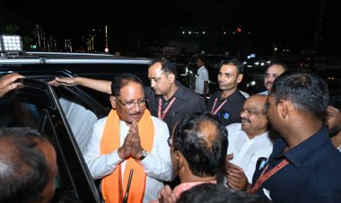 बंगाल में ऐतिहासिक जीत पर रायपुर में जश्न : मुख्यमंत्री विष्णु देव साय का भव्य स्वागत