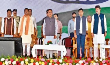 नौकरी ढूंढने के बजाय ‘मालिक’ बनें, सरकार देगी हर आइडिया को मदद