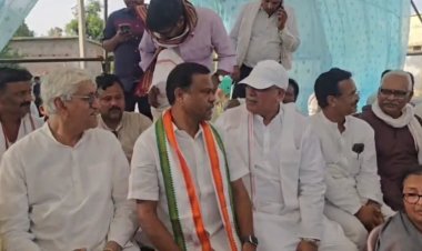 विश्रामपुर थाने के सामने कांग्रेस का आंदोलन खत्म: TI सस्पेंड करने और धाराएं हटाने के आश्वासन के बाद अनशन स्थगित