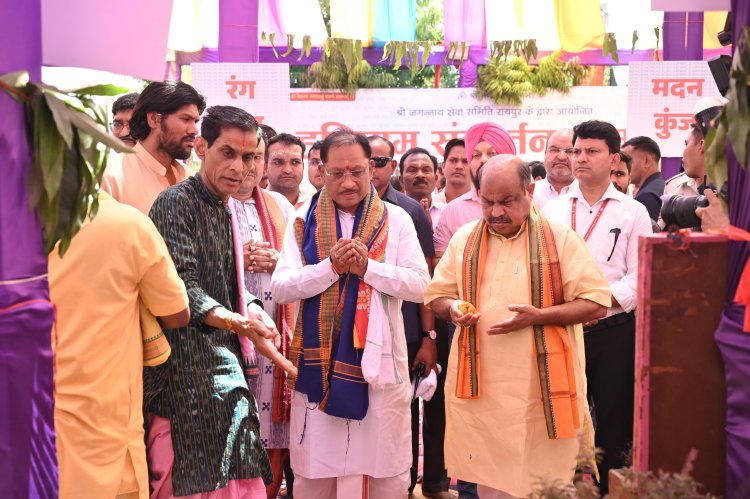हरिनाम संकीर्तन नामयज्ञ भक्ति और आस्था के महासागर में हुआ सम्पन्न