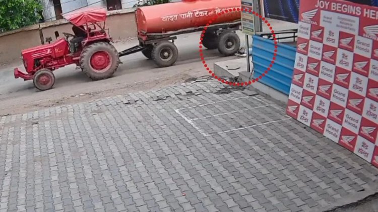 स्कूल जा रहे छात्र को पानी टैंकर ने कुचला: चक्के के नीचे आने के बाद उठा, फिर सड़क पर गिरकर तोड़ा दम