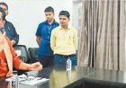 बिजली नहीं दे सकते तो कुर्सी छोड़ दें अफसर, केंद्रीय मंत्री तोखन साहू बोले, अब शिकायत आई तो नपेंगे