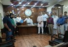 CAIT छत्तीसगढ़ ने व्यापारिक संगठनों के प्रतिनिधियों के साथ पेट्रोल-डीजल आपूर्ति को लेकर कलेक्टर को सौंपा ज्ञापन
