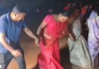 विवाह समारोह में फूलोदेवी नेताम ने किया पारंपरिक नृत्य