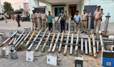 अंतरराज्यीय सोलर चोरी गिरोह का भंडाफोड़: 32.60 लाख की संपत्ति बरामद, तीन आरोपी गिरफ्तार 