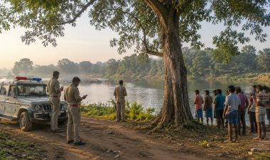 नदी किनारे पेड़ पर लटका मिला वृद्ध का शव, इलाके में फैली सनसनी