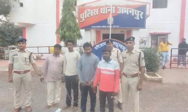 लूट की वारदातों से दहशत फैलाने वाले चार आरोपी गिरफ्तार