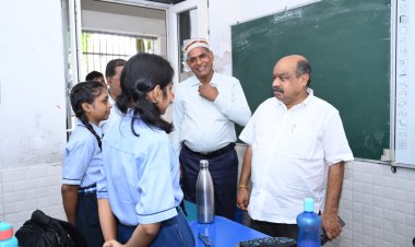 शहीद स्मारक स्कूल फाफाडीह पहुंचे विधायक पुरंदर मिश्रा, व्यवस्थाओं का लिया जायजा