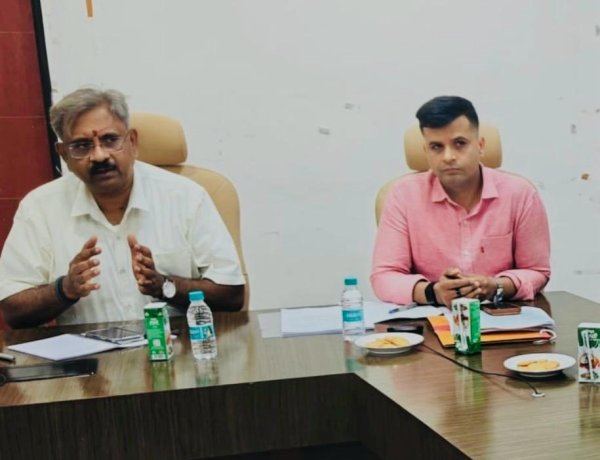 यात्री बसों के किराया वृद्धि पर जल्द फैसला,परिवहन विभाग ने बस संचालकों से की चर्चा