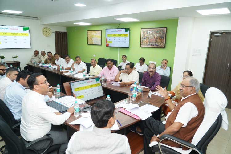 FCI सलाहकार समिति की बैठक में सांसद बृजमोहन अग्रवाल का बड़ा प्रस्ताव: छत्तीसगढ़ के सभी संभागों में खुलें मंडल कार्यालय