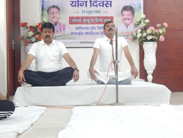 योग जीवन के संतुलन का आधार है :  संजय श्रीवास्तव