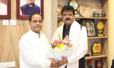 नान अध्यक्ष संजय श्रीवास्तव ने ओडिशा के खाद्य मंत्री कृष्ण चन्द्र पात्रा से की मुलाकात, पीडीएस प्रणाली का किया अध्ययन
