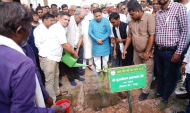 सांसद बृजमोहन अग्रवाल ने आरंग विधानसभा में दी करोड़ों के विकास कार्यों की सौगात