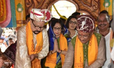 भव्य जगन्नाथ रथयात्रा निकली राज्यपाल और मुख्यमंत्री ने पूजा की 
