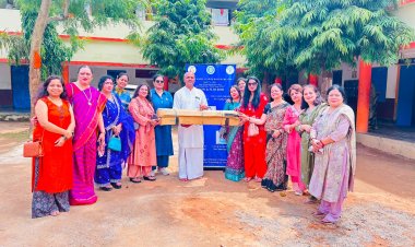 इनर व्हील क्लब का सेवा अभियान : गुरुकुल में दिए अनाज,कंप्यूटर-प्रिंटर, पौधे लगाकर पर्यावरण संरक्षण का संदेश