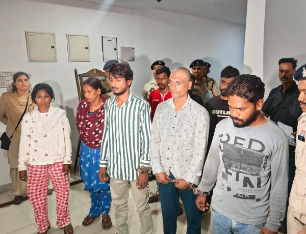 रायपुर पुलिस ने ओडिशा तक सप्लाई चेन तोड़ी,2 महिला सहित 5 तस्करों से 46 किलो गांजा जब्त