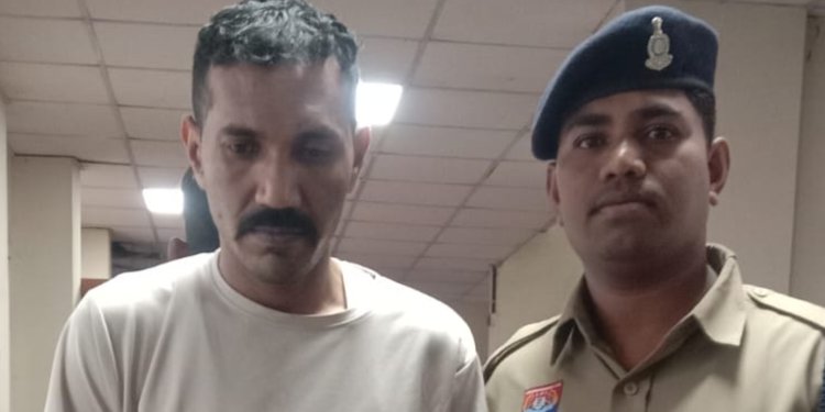 फर्जी चयन सूची बनाकर करता था लाखों की ठगी, पुलिस की गिरफ्त में शातिर ठग