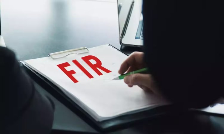 भाजपा घेराव के दौरान हिंसा का मामला: कांग्रेस के 12 नेताओं समेत अन्य पर FIR, पुलिस पर पथराव और बोतलें फेंकने का आरोप