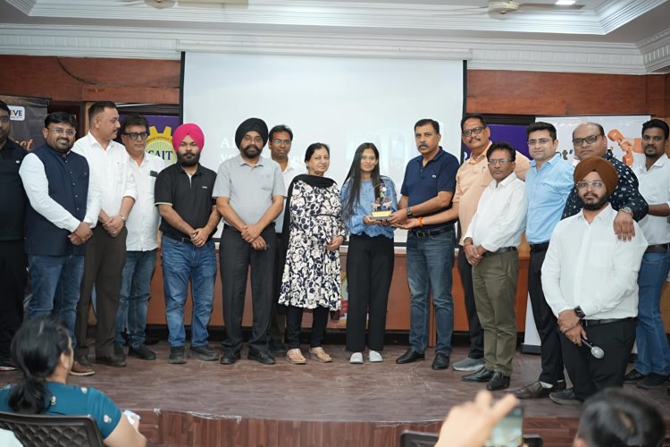 युवा CAIT द्वारा निःशुल्क AI Workshop का सफल आयोजन, व्यापारियों ने सीखी Whatsapp AI की उपयोगी तकनीकें 