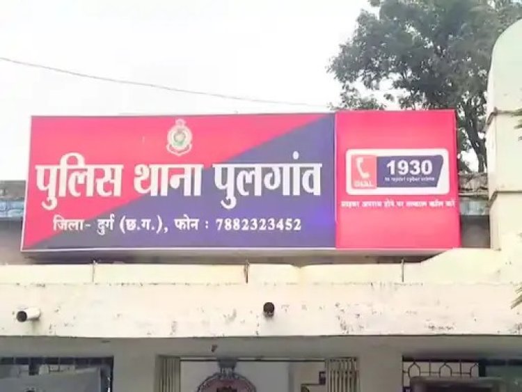पुजारी के घर चोरी की कोशिश, परिवार लौटा तो अंदर मिला युवक, लोगों ने पीछा कर पकड़ा