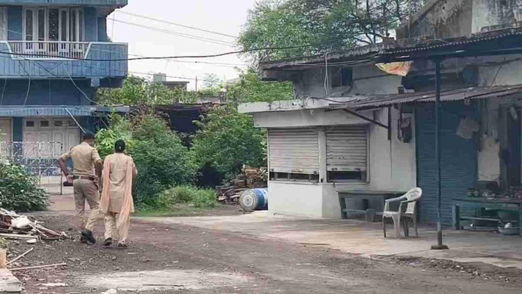 पीतल कारोबारी के ठिकानों पर देर रात छापा, ED-IT की टीम कर रही जांच