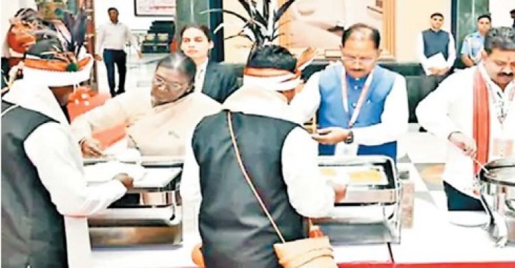 बस्तर का गौरव...राष्ट्रपति और सीएम ने भोजन परोसकर मांझी-चालकी का मान बढ़ाया