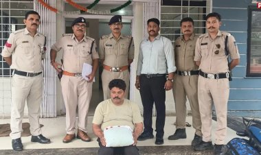 डीजीपी ने रतनपुर व पुलिस कमिश्नर ने टिकरापारा थाने को लिया गोद