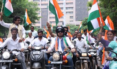 विधानसभा चौक से खरोरा तक 'तिरंगामय' हुआ धरसींवा, विधायक अनुज शर्मा की अगुवाई में 20 गांवों से गुजरी भव्य शौर्य यात्रा
