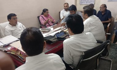 शक्कर व्यापारियों के साथ स्टॉक सीमा को लेकर प्रशासन एवं व्यापारियों की महत्वपूर्ण बैठक