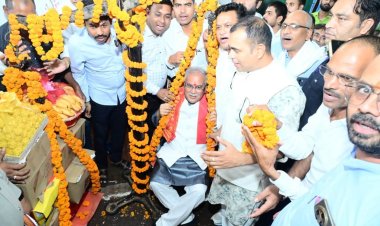 भूपेश बघेल के जन्मदिन पर उमड़ा जनसैलाब, पाटन से रायपुर तक कार्यकर्ताओं ने मनाया जश्न