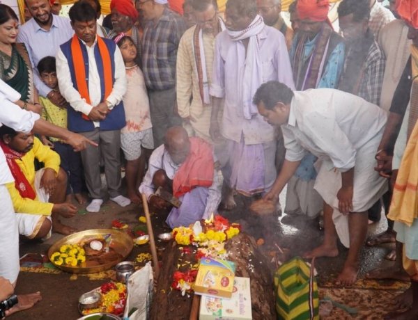 बस्तर दशहरे की शुरुआत, हरेली पर पटजात्रा विधान