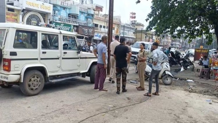 नकली पुलिस बनकर बुजुर्ग से ठगी, सोने की चेन-अंगूठी लेकर थमाए नकली गहने