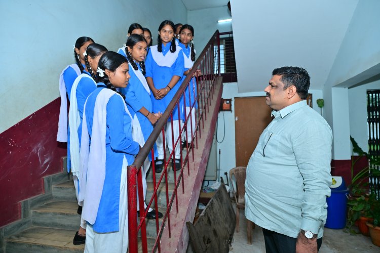 शिक्षा मंत्री गजेंद्र यादव ने विद्यार्थियों से किया संवाद, गुणवत्तापूर्ण शिक्षा और सर्वांगीण विकास पर जोर