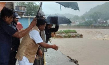 48 घंटे से मूसलाधार बारिश से कांकेर जिला तरबतर,दूध नदी का बढ़ा जलस्तर