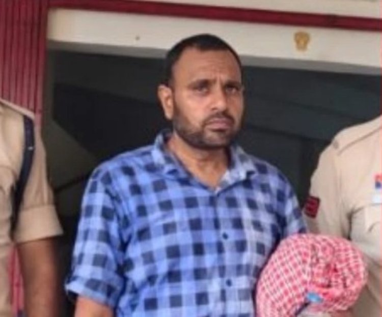 नाबालिग छात्रा से दुष्कर्म मामले में शिक्षक पर गिरी गाज: गिरफ्तारी के बाद सहायक शिक्षक निलंबित