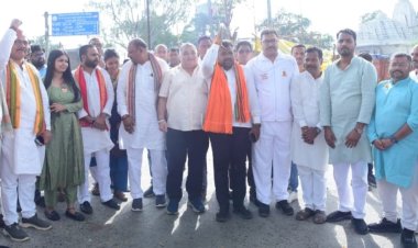 सेवा संकल्प अभियान : गुजरात से निकली बाइक रैली का उदयपुर में भव्य स्वागत, मंत्री राजेश अग्रवाल ने किया आत्मीय अभिनंदन
