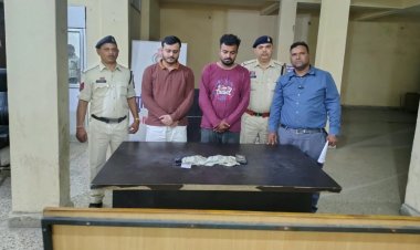 क्यूआर कोड का दुरुपयोग कर 9 जिलों के 45 च्वाइस सेंटर्स को बनाया निशाना, 25 लाख की ठगी करने वाले दो आरोपी गिरफ्तार