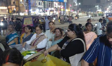 सर्व धर्म संकटमोचन हनुमान मंदिर के महाभंडारे में पहुंचीं यूपी की पूर्व विधायक शारदा त्यागी, सपरिवार बांटा प्रसाद