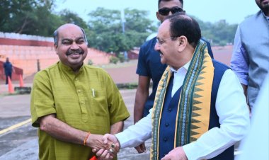 मुख्यमंत्री विष्णुदेव साय के साथ विधायक पुरन्दर मिश्रा ने केंद्रीय मंत्री जे.पी. नड्डा से की आत्मीय भेंट